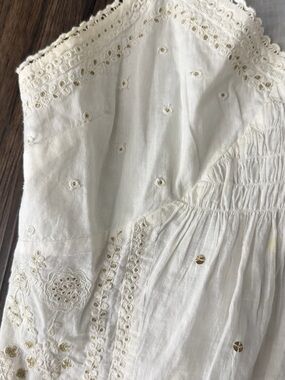 Suzy Shier Cream Embroidered Tank Top